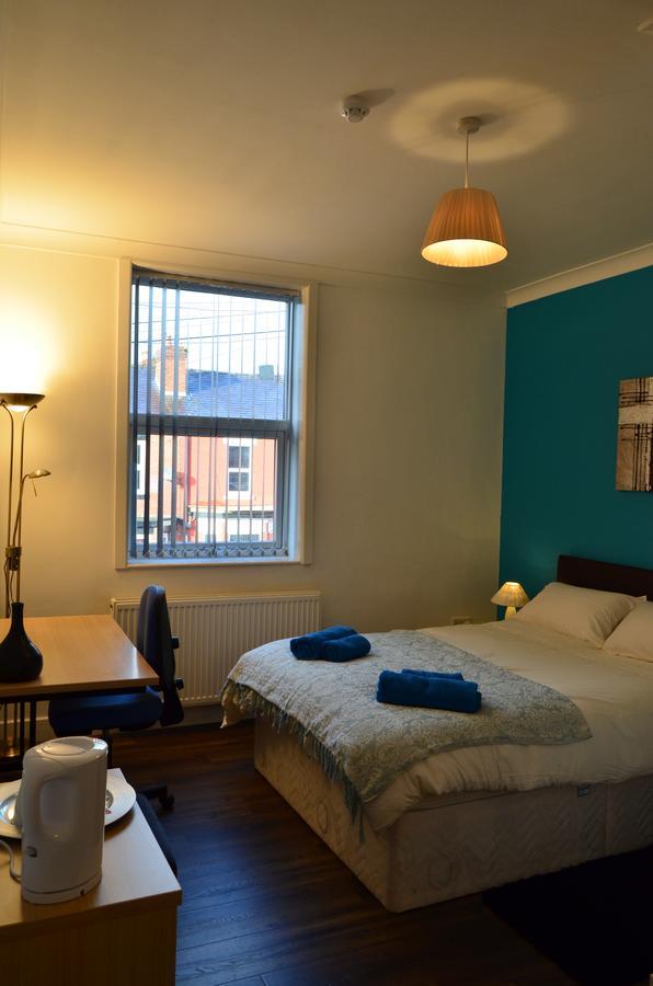 Oxford Road House Hotel Manchester Room photo